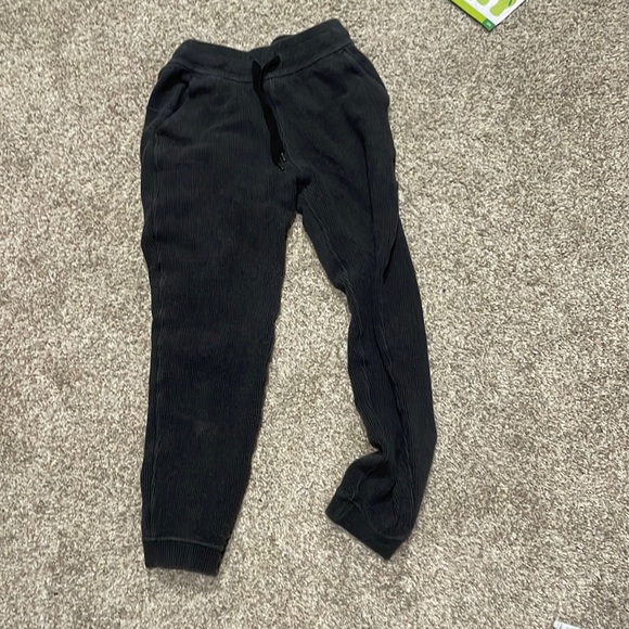 LuluLemon Waffle Knit Joggers - Picture 1 of 3